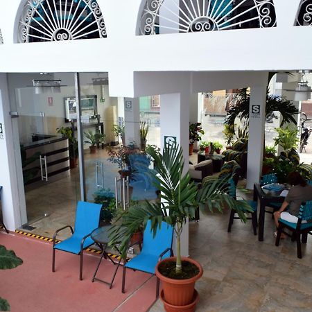 איקיטוס Hotel Jungle House מראה חיצוני תמונה