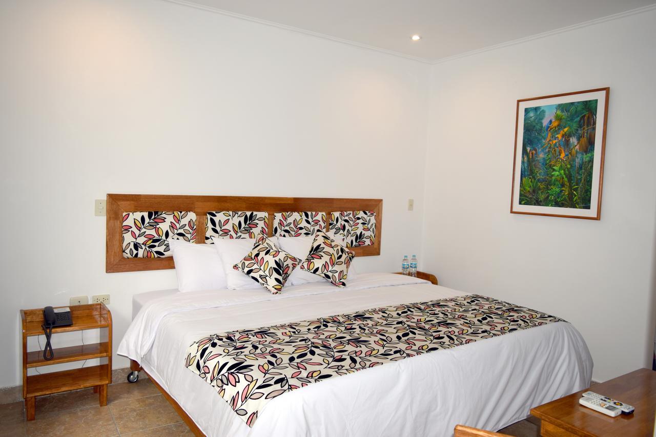איקיטוס Hotel Jungle House מראה חיצוני תמונה